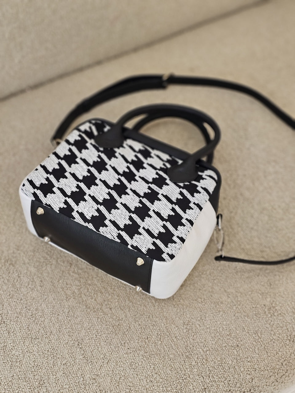 The Postcall | Houndstooth