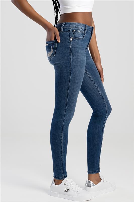 Arlo Mid-Waist Jean