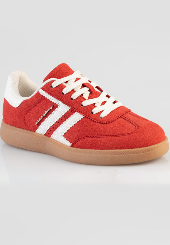 Stevie Sneaker