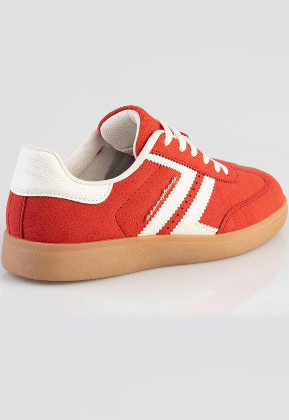 Stevie Sneaker
