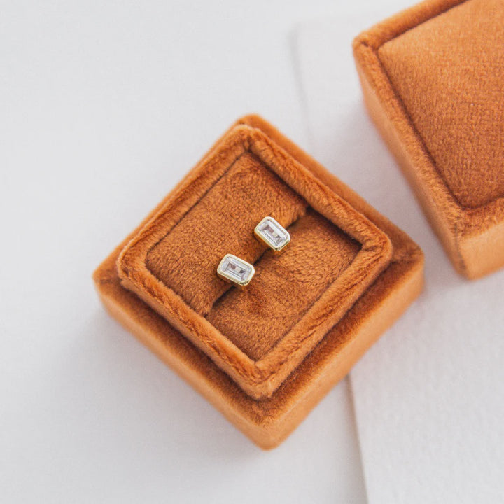 Regal Studs