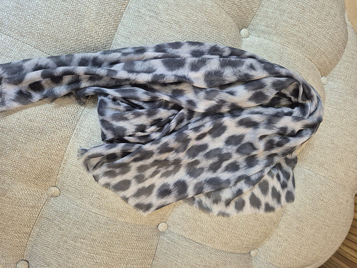 Yedda Scarf