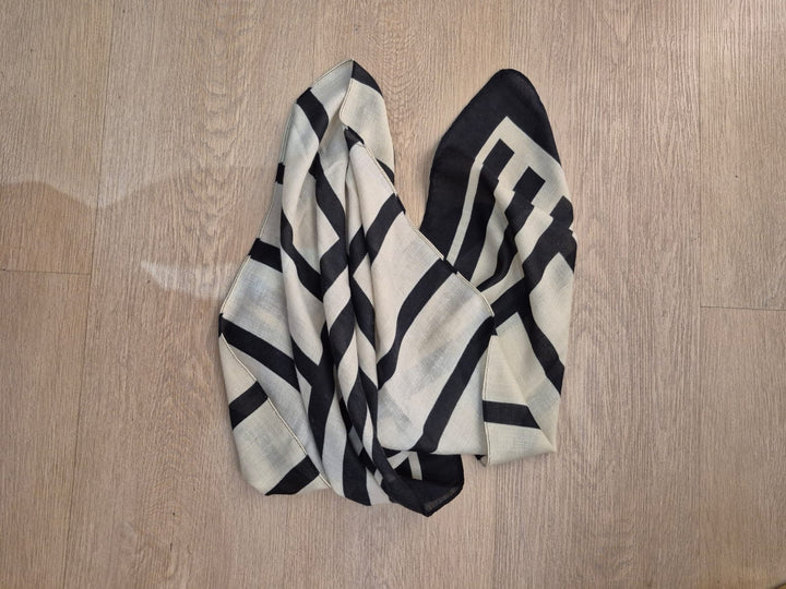Kyomi Scarf