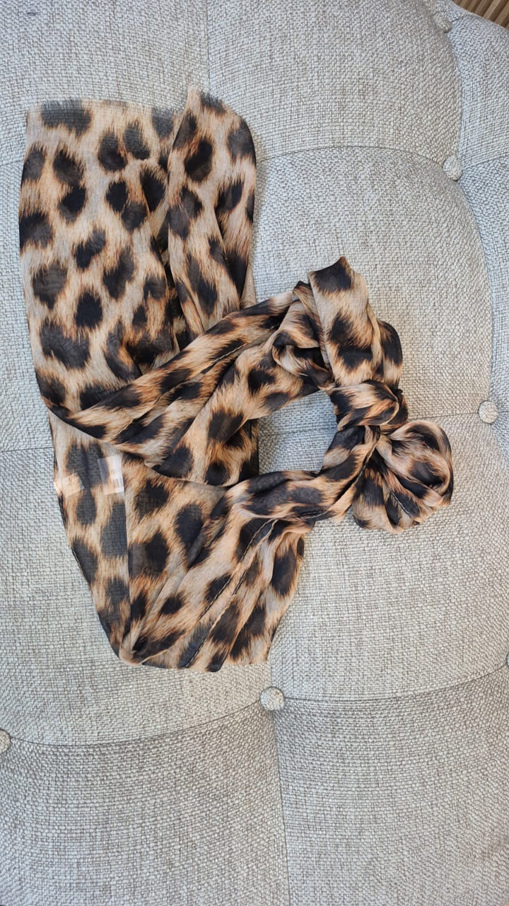 Yedda Scarf