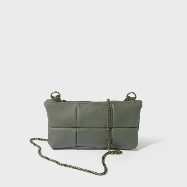 Anouk Crossbody Clutch
