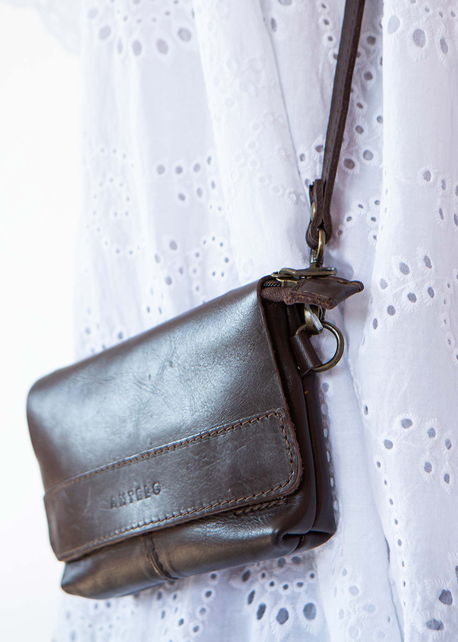 Alfi Crossbody